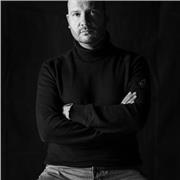 Trasforma la tua Creatività in Capolavori con un Graphic Designer Professionista!
